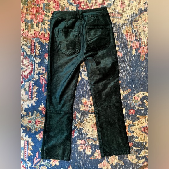 Free People Velvet Emerald Green Pants - size 24/25 - Picture 2 of 5